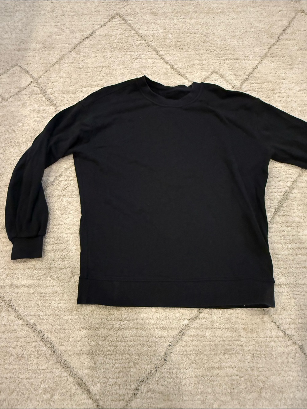 Lululemon Women’s Black Crewneck Long Sleeve Sweater Size Medium